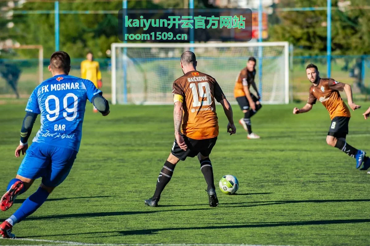 kaiyun开云官方网站手机与电脑端显示差异示意